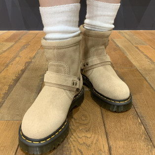 Dr.Martens 新作 ANISTONE HARNESS アンクル ブーツ