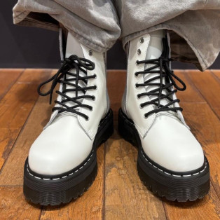 Dr.Martens 新作 【日本限定】JADON ホワイトステッチ 8 ホール ブーツ