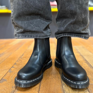 Dr.Martens 2976 ホワイトステッチ チェルシーブーツ