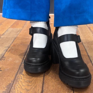 Dr.Martens 新作 EVIEE TECH MONO メリージェーン シューズ