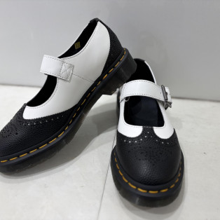 Dr.martens 新作 MARY JANE ブラックホワイト メリージェーン シューズ
