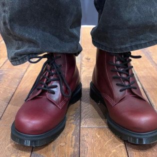 Dr.martens 新作　MIE 1460 PASCAL 8 ホール ブーツ