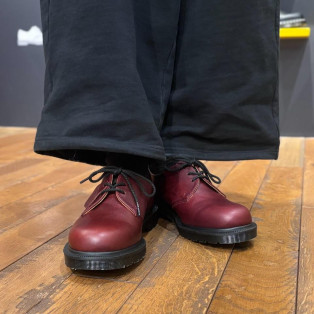 Dr.Martens 新作 日本限定 カラーステッチ | ドクターマーチン