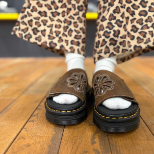 Dr.martens 新作　ZEBZAG スライド サンダル