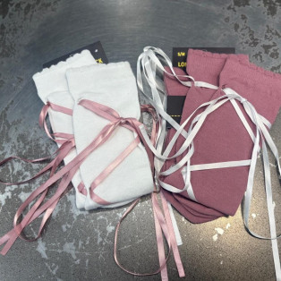 Dr.martens 新作　ロング レース アップ ソックス