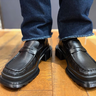 Dr.martens MAYBOLE ローファー シューズ