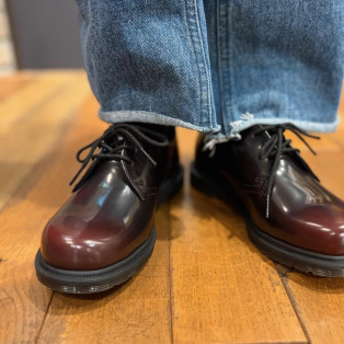 Dr.Martens 定番8ホール 1461Z | ドクターマーチン・ショップニュース