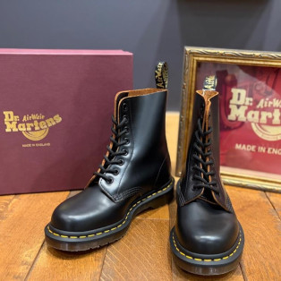 Dr.Martins MIE 1460 8 ホール ブーツ