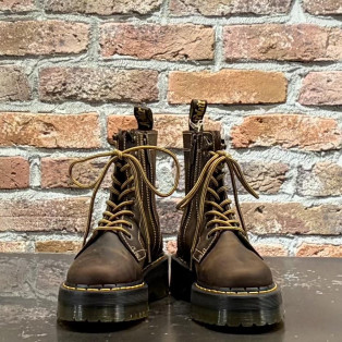 Dr.Martins 新作 JADON ARC 8 ホール ブーツ