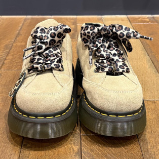 Dr.martens 新作　BUZZ 5 ホール シューズ