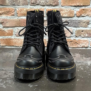 Dr.martens 新作　JADON デザートロデオ 8 ホール ブーツ