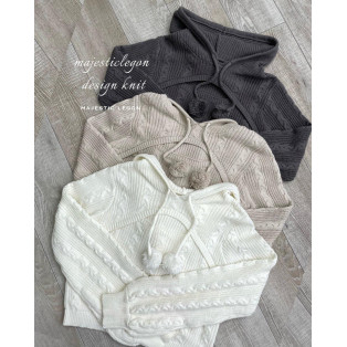 新商品ポンポンニット♡