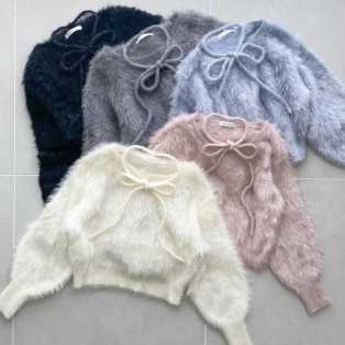 キラメキチョーカーシャギーニット