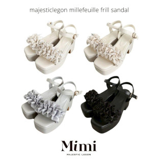 歩くたび、可愛さがこぼれるサンダル