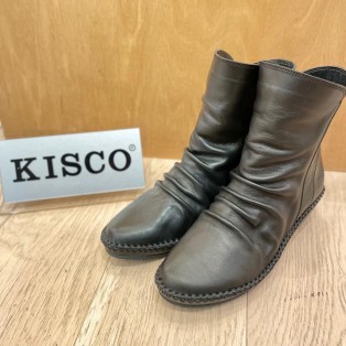 【KISCO】カジュアルミドルブーツ
