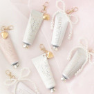 【★再入荷★人気商品★】リトルブルーム チャーム付きハンドクリーム