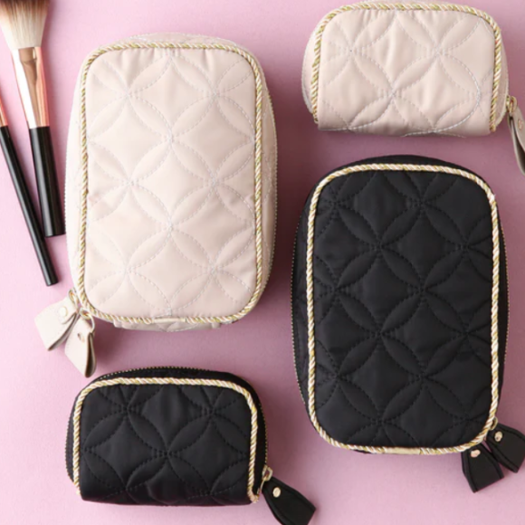 【SALE】ベル スタンドポーチ