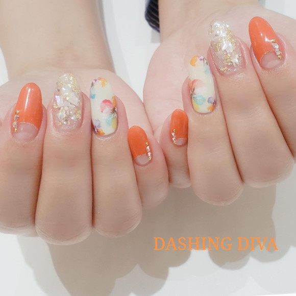 フラワーネイル