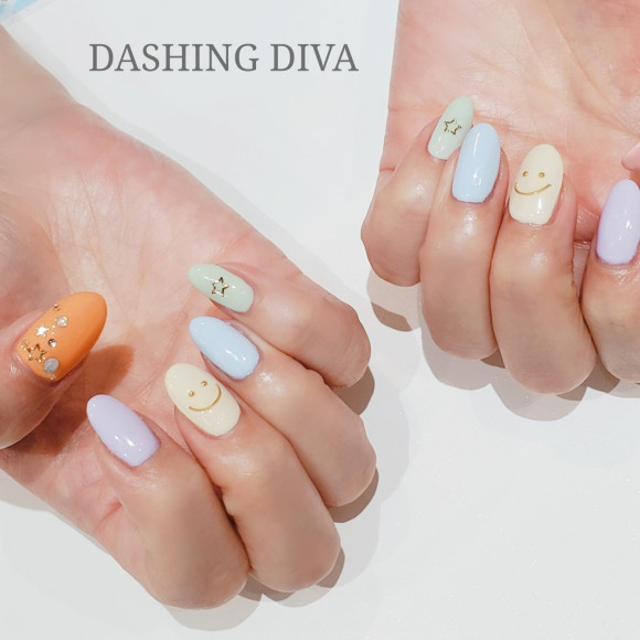 カラフルワンカラーネイル