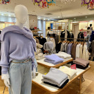 人気商品の冬物が続々とSALE!!