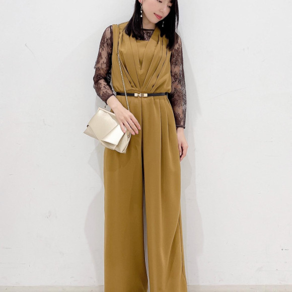 【ストレートパンツ.オールインワン】