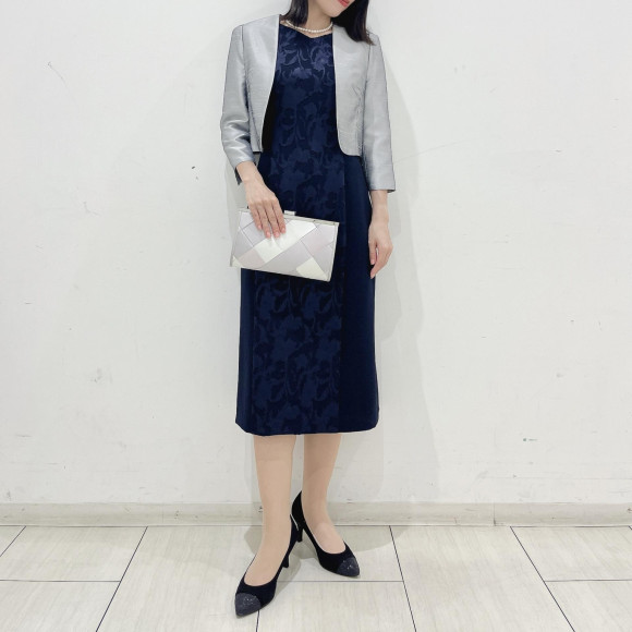 【カットジャカードタイトラインドレス】