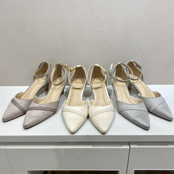 新作ビジューモチーフシューズ ＊ 2BUY10％OFF開催中