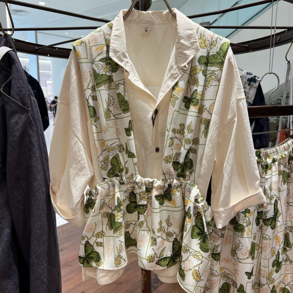 ビンテージバタフライPT　タンクブラウス