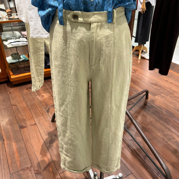 テクスチャーリネン　ターンアップパンツ