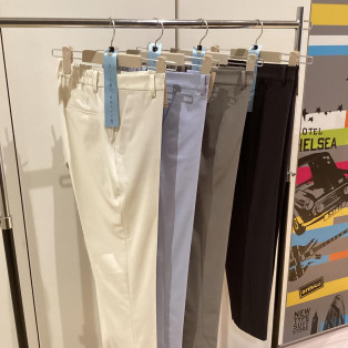 フラミンゴパンツ