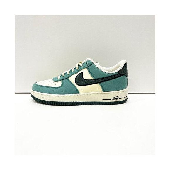 【NIKE】AIR FORCE 1'07 LV8 新色入荷