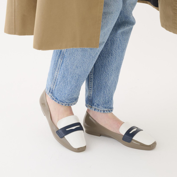 雨の日のおしゃれに大活躍のレインパンプス♪