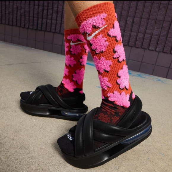 NIKE【アイラサンダル】