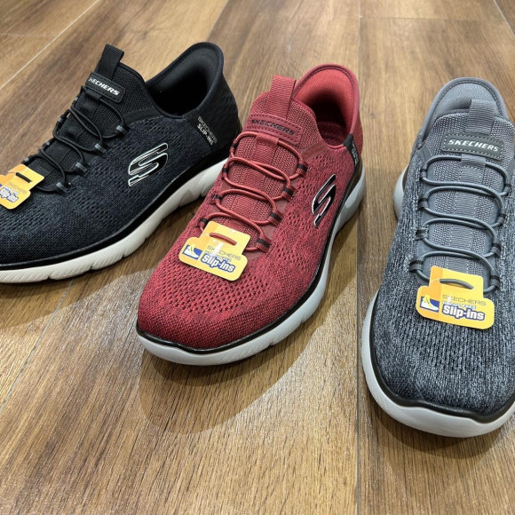 【NEW】SKECHERS Slip-ins®