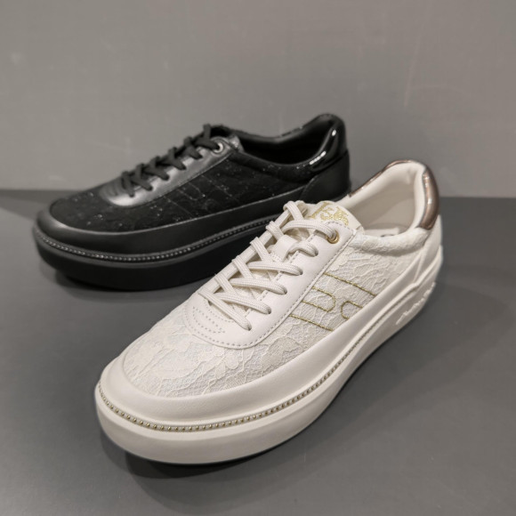 Hawkinsレディーススニーカー♡