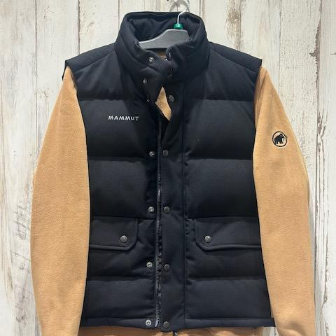 ダウンベスト×フリースの組み合わせオススメです（MAMMUTマムート）