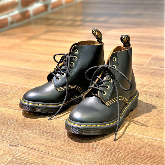 珍しい6ホールブーツが新登場 Dr Martens ショップニュース 浦和parco パルコ