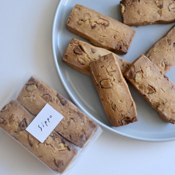 シナモンナッツクッキーが入荷しました