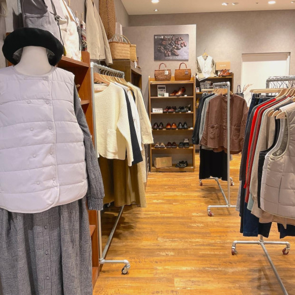 新作アパレル入荷しました！