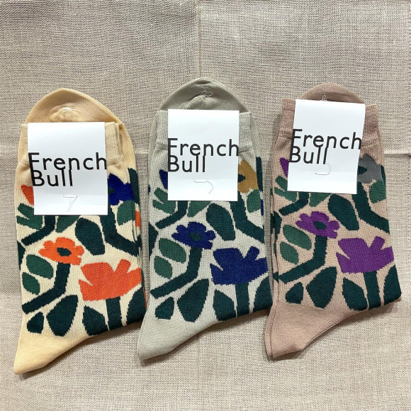 新作の靴下入荷しました！