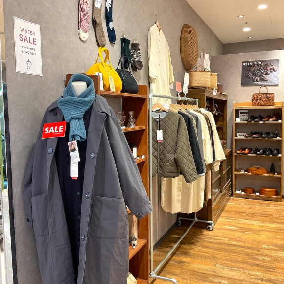 アパレル再値下げしております！