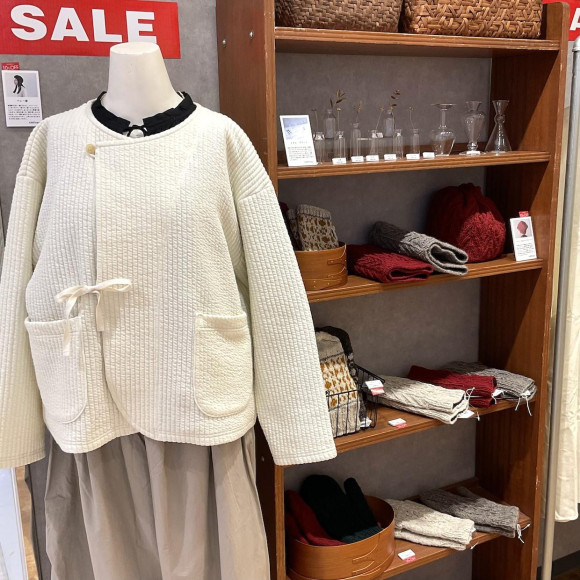 まだまだ使える冬小物、お値下げ中です！