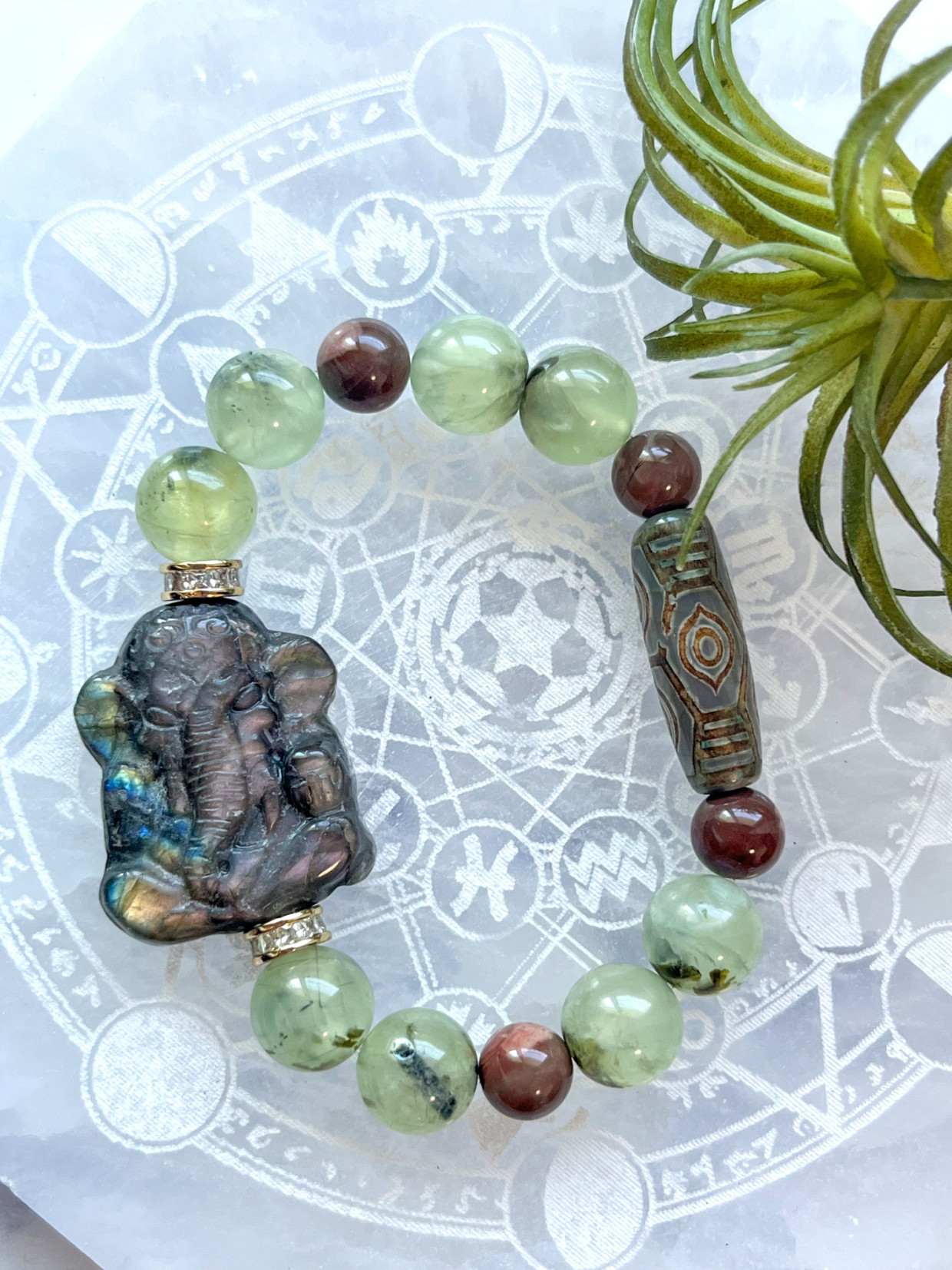 【期間限定ショップのお知らせ】つくりえ「世界のものがたりをつれてきた」